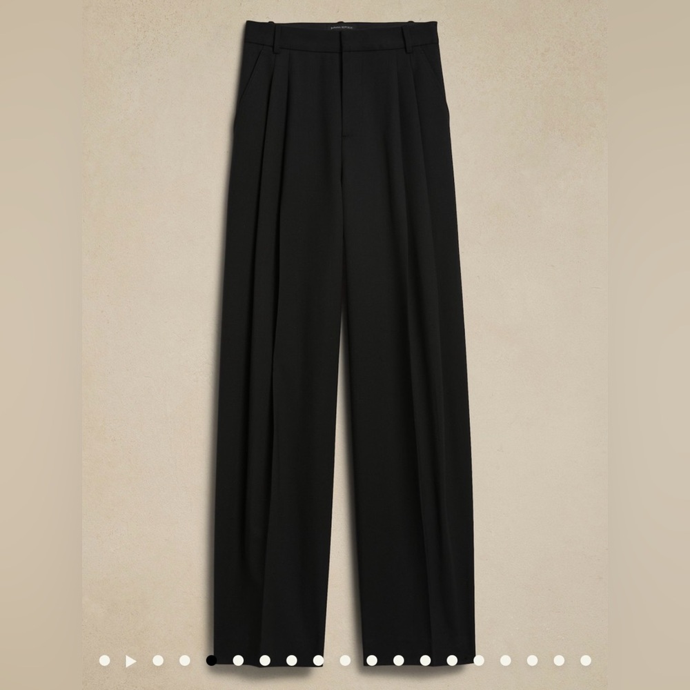 Banana Republic Siena Wide-Leg Italian Wool Pant in Black
